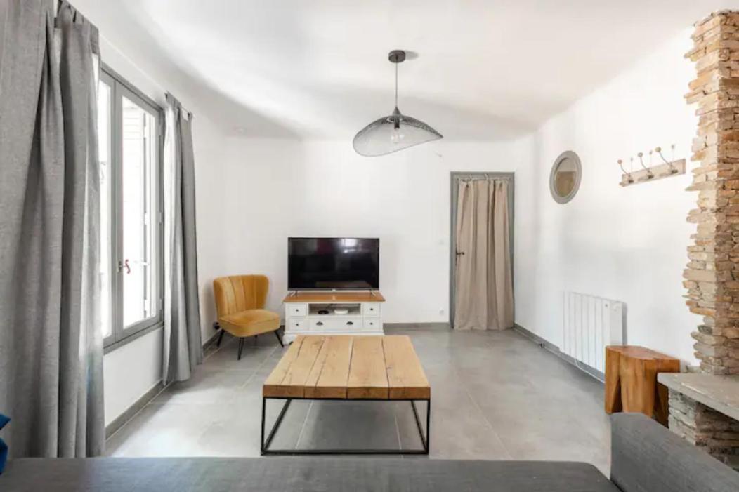 Le Marronnier 1 Apartment ลีล-ซูร์-ลา-ซอร์ก ภายนอก รูปภาพ